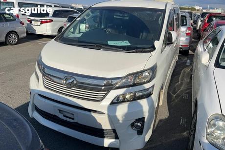 White 2014 Toyota Alphard OtherCar 350G