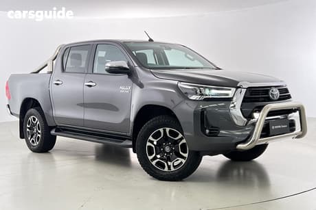 Silver 2021 Toyota Hilux Double Cab Pick Up Sr5 (4X4)