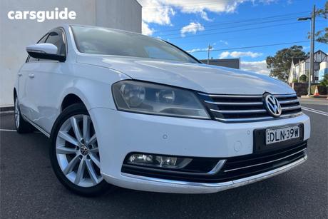 White 2011 Volkswagen Passat Sedan 125 Tdi Highline