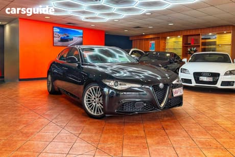 Black 2017 Alfa Romeo Giulia Sedan Super Petrol