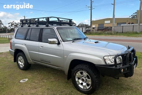 Silver 2016 Nissan Patrol Wagon St (4X4)