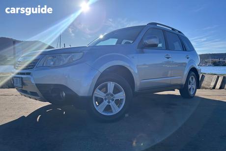 Silver 2009 Subaru Forester Wagon Xs Premium
