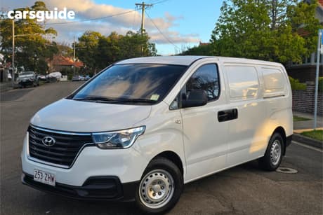 White 2019 Hyundai Iload Van 3S Twin Swing