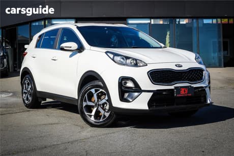White 2019 Kia Sportage Wagon S (Fwd)