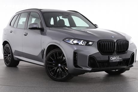Grey 2025 BMW X5 Wagon Xdrive30D M Sport