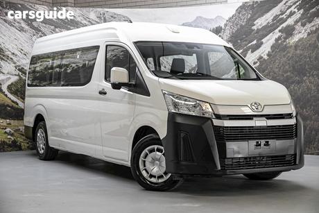 White 2022 Toyota HiAce Bus Slwb Commuter (12 Seats)