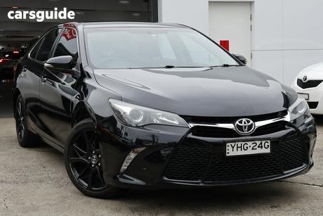 Black 2017 Toyota Camry Sedan Rz S.E.