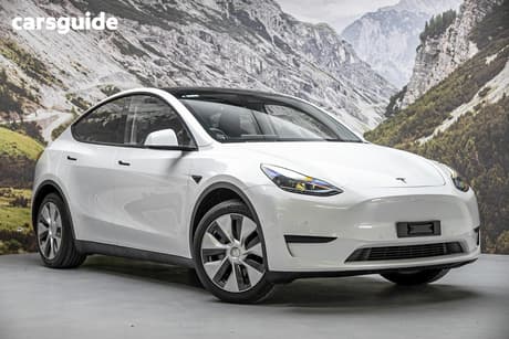 White 2022 Tesla Model Y Wagon Rear-Wheel Drive