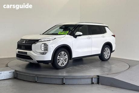 White 2023 Mitsubishi Outlander Wagon Ls 7 Seat (2Wd)
