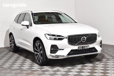 White 2021 Volvo XC60 Wagon B5 Inscription Mhev