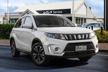 White 2019 Suzuki Vitara Wagon Turbo