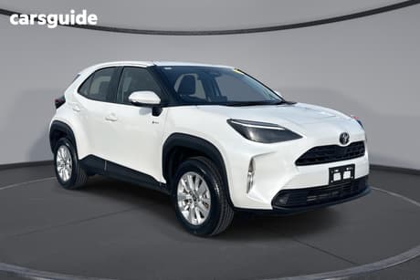 White 2024 Toyota Yaris Cross Wagon Gx Hybrid