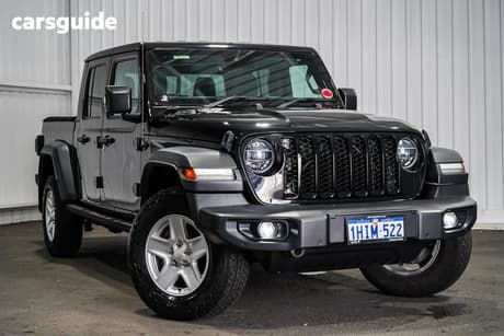 Black 2021 Jeep Gladiator Dual Cab Utility Sport S (4X4)