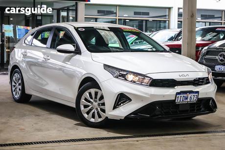 White 2024 Kia Cerato Hatchback S