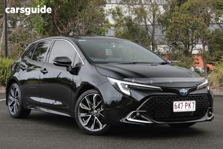 Black 2024 Toyota Corolla Hatchback Zr Hybrid