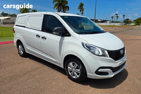 White 2026 LDV G10+ Van Lift Door