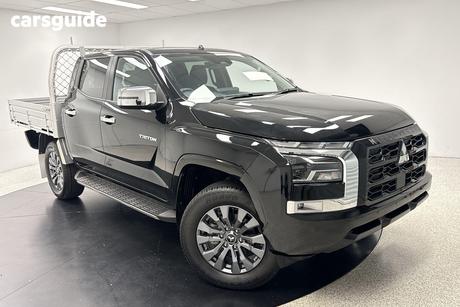 Black 2025 Mitsubishi Triton Double Cab Chassis Gls (4X4)