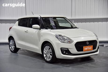 White 2019 Suzuki Swift Hatchback Gl Navigator
