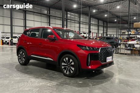 Red 2025 Chery Tiggo 4 PRO Wagon Ultimate