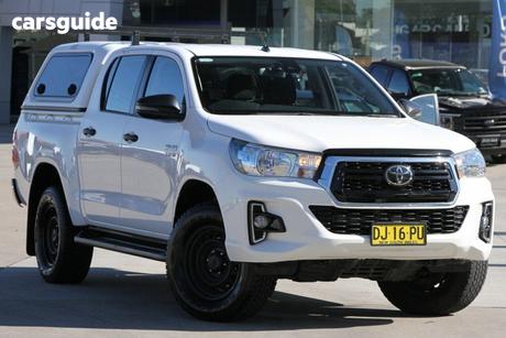 White 2019 Toyota Hilux Double Cab Pick Up Sr Hi-Rider