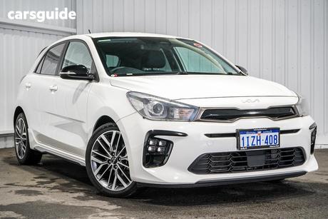 White 2021 Kia RIO Hatchback Gt-Line