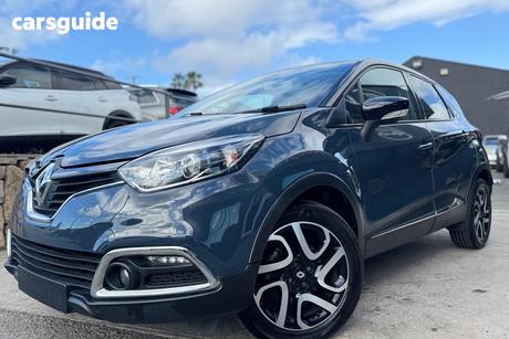 Blue 2015 Renault Captur Wagon Dynamique