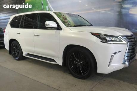 White 2019 Lexus LX450D SUV