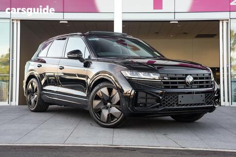 Black 2026 Volkswagen Touareg Wagon 210Tdi Wolfsburg Edition