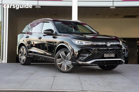 Black 2026 Volkswagen Tiguan Wagon 195Tsi R-Line