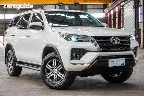 White 2022 Toyota Fortuner Wagon Gxl