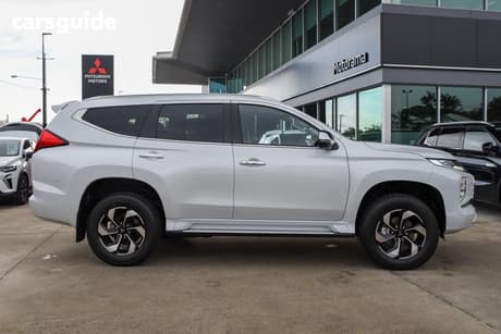 White 2024 Mitsubishi Pajero Sport Wagon Gls (4Wd) 7 Seat