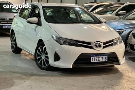White 2014 Toyota Corolla Hatchback Ascent