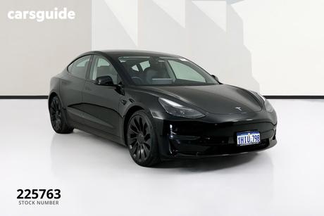 Black 2021 Tesla Model 3 Sedan Performance