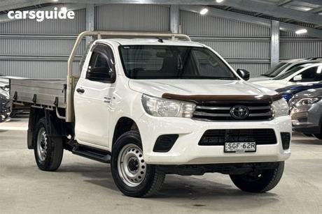 White 2021 Toyota Hilux Cab Chassis Sr (4X4)