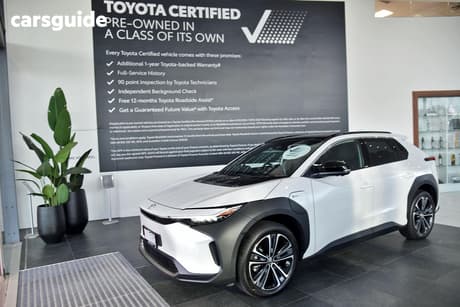 White 2024 Toyota BZ4X Wagon Awd - Two Tone Roof