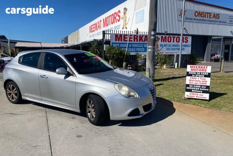 Silver 2014 Alfa Romeo Giulietta Hatchback Progression 1.4