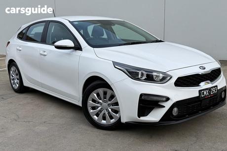 White 2020 Kia Cerato Hatchback S
