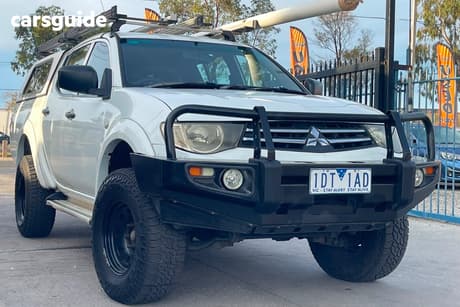 White 2013 Mitsubishi Triton Double Cab Utility Glx (4X4)