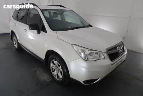 White 2013 Subaru Forester Wagon 2.5I