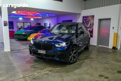 Blue 2022 BMW X5 Wagon Xdrive30D M Sport