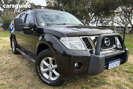 Black 2013 Nissan Navara Dual Cab Pick-up St-X Blackline Edition (4X4)