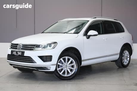 White 2017 Volkswagen Touareg Wagon 150 Tdi