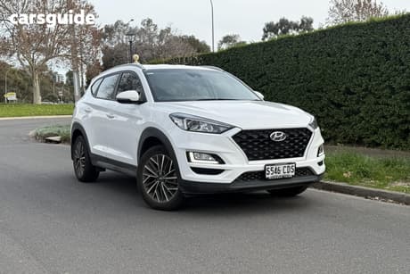 White 2019 Hyundai Tucson Wagon Active X (Fwd)
