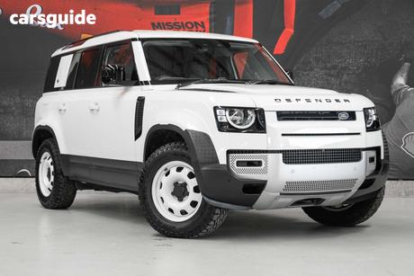 White 2024 Land Rover Defender Wagon 110 P300 S (221Kw)