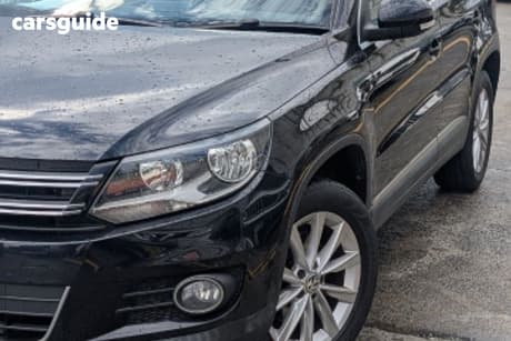Black 2015 Volkswagen Tiguan Wagon 132 Tsi (4X4)