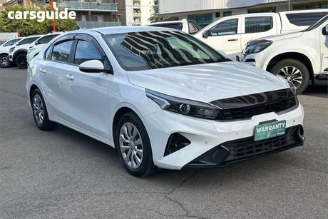 White 2024 Kia Cerato Sedan S
