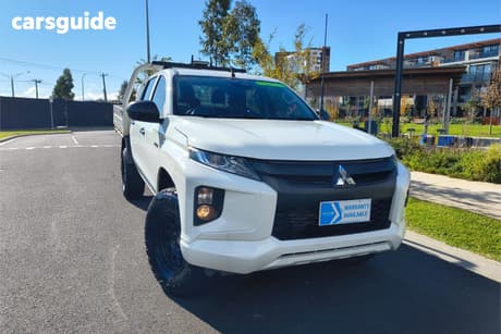 White 2021 Mitsubishi Triton Double Cab Chassis Glx (4X4)