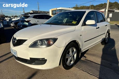White 2008 Mazda 3 Hatchback Neo