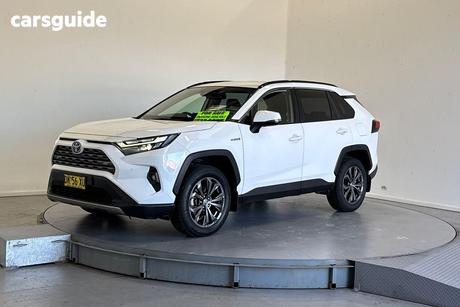 White 2024 Toyota RAV4 Wagon Gxl (Awd) Hybrid