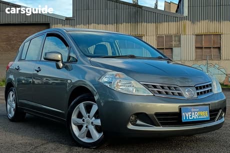 Grey 2012 Nissan Tiida Hatchback St